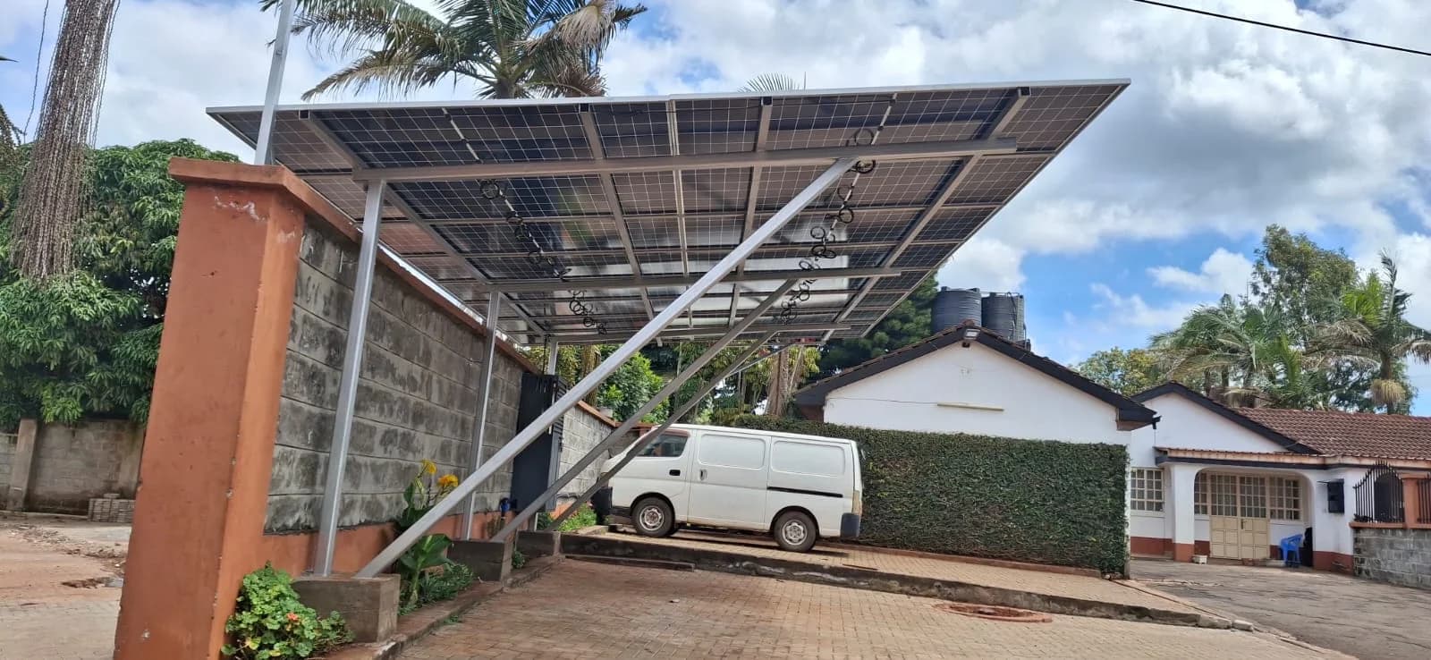 Borehole solar pumping solution